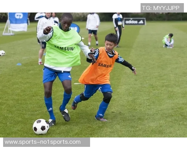 燕倾天下足球:探索足球背后的故事与激情,感受赛场上的荣耀与梦想 燕倾天下足球:探索足球背后的故事与激情,感受赛场上的荣耀与梦想