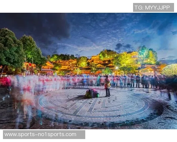 足球盛宴尽享饕餮之夜激情四溢共庆天下足球荣耀时刻